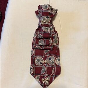 Elegant Red Patterned Men's Tie